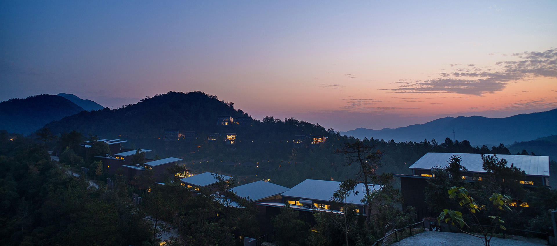 裸心隐乡 naked Home